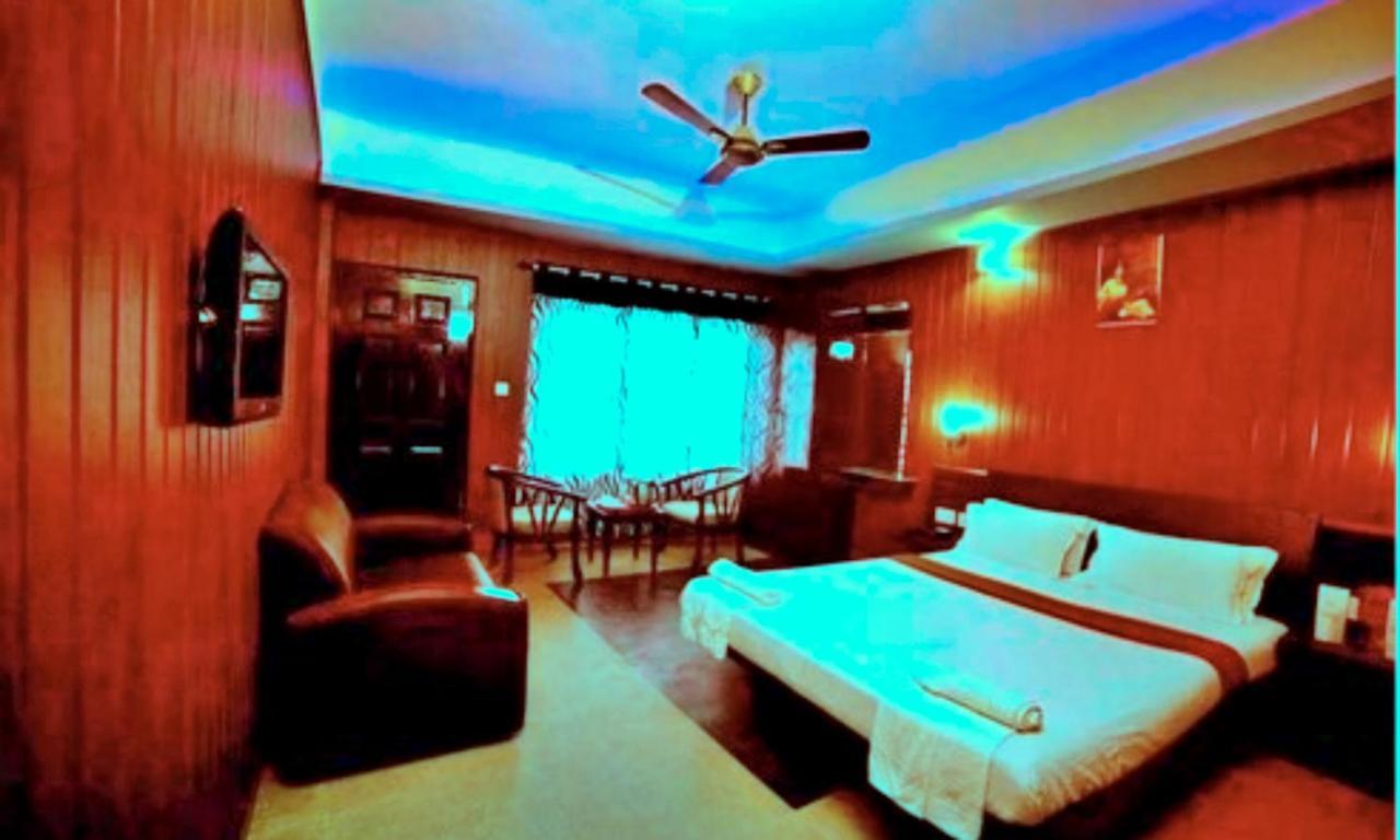 Red Castle Munnar Hotel Exterior photo